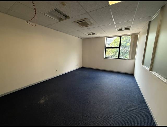 301M² OFFICE TO LET IN ROSEBANK
